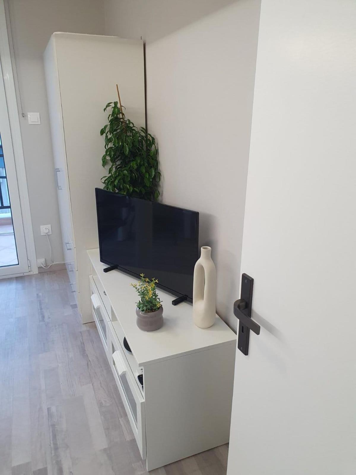 F K Apartments Αρτέμιδα Εξωτερικό φωτογραφία